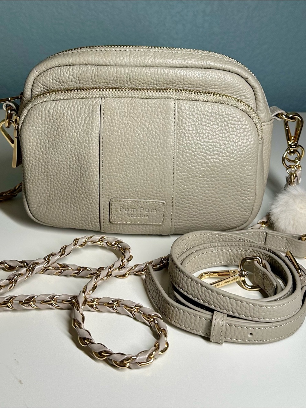 Pom Pom London Original Bag in Stone Leather Crossbody Bag with 2 Straps